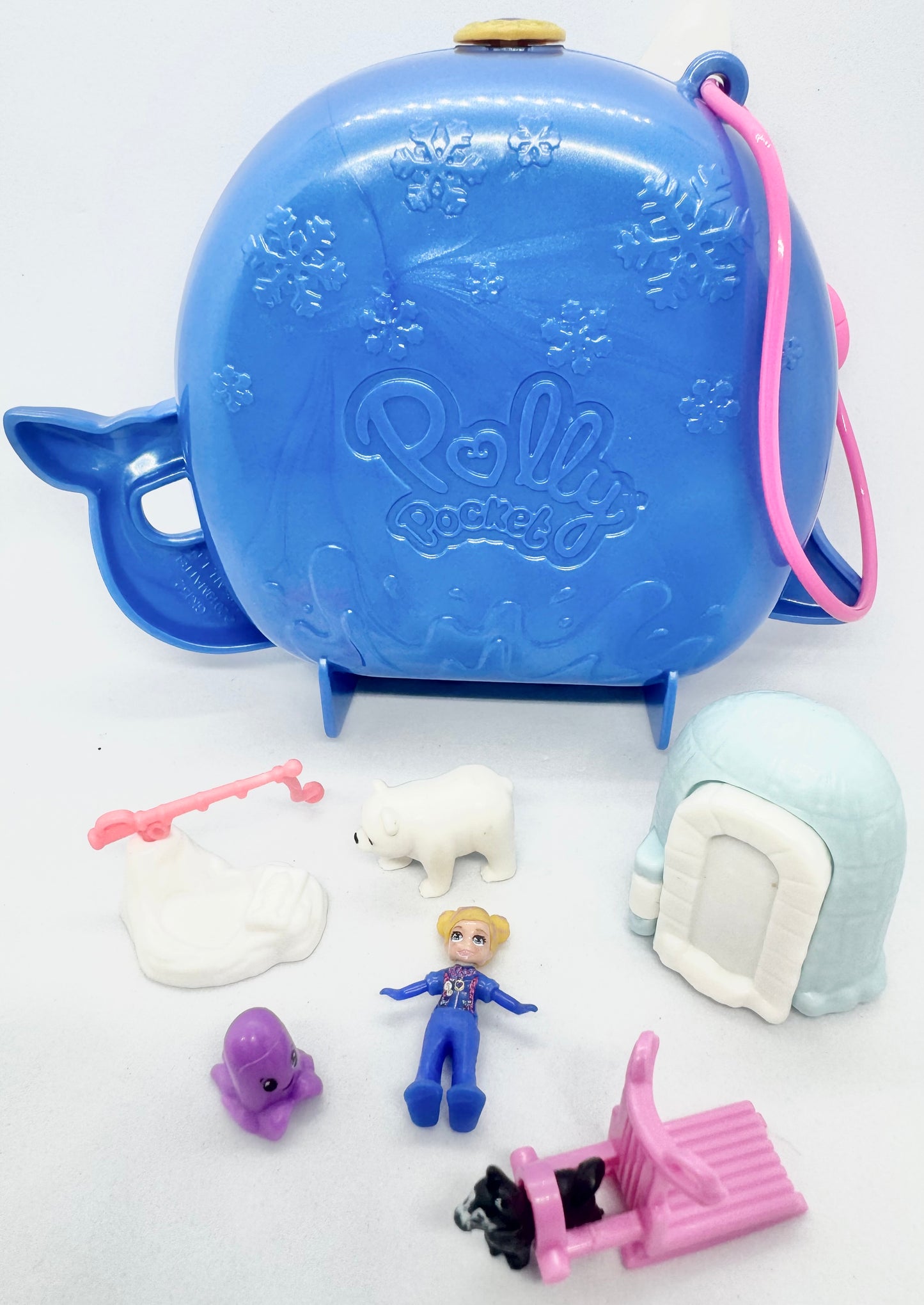 Polly Pocket 2019 Freezin Fun Narwhal Playset GKJ52