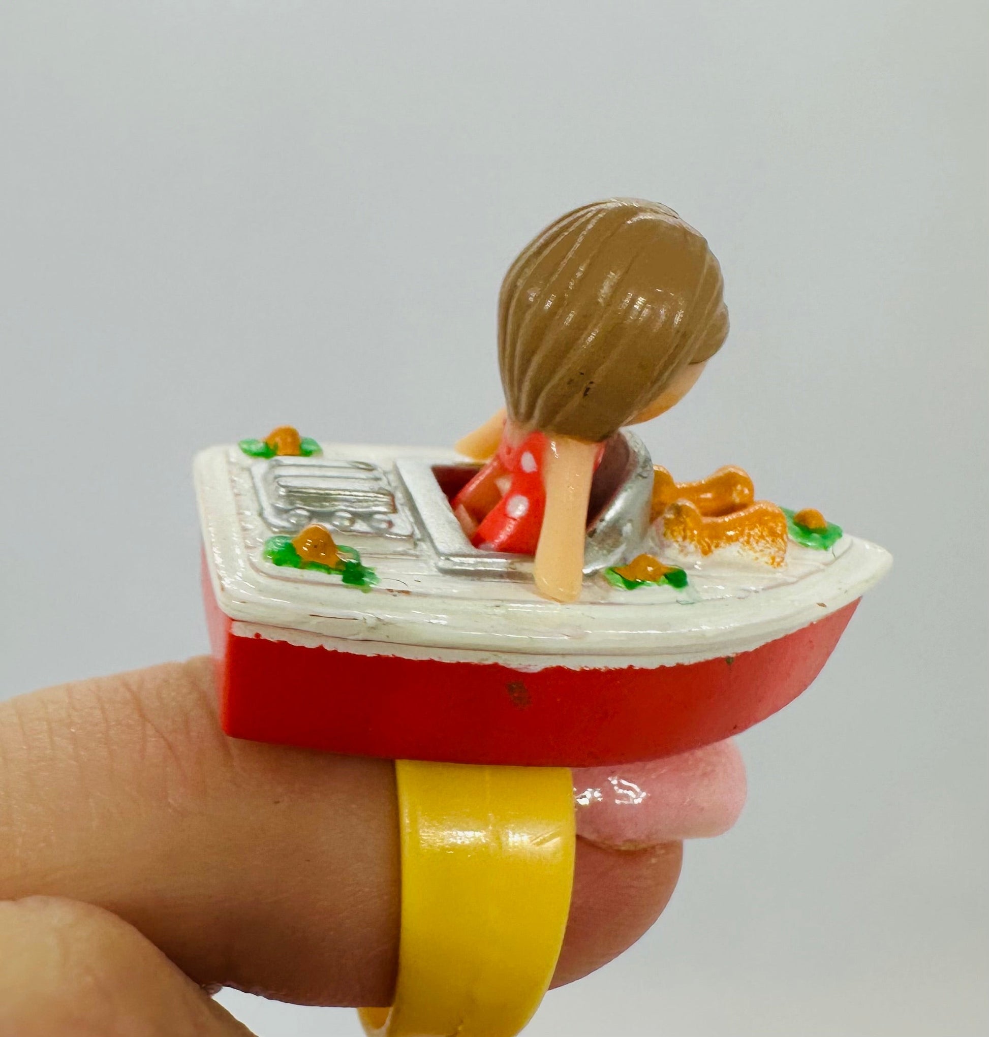 1991 Polly Pocket Lulu's Speedboat Ring Box image 3