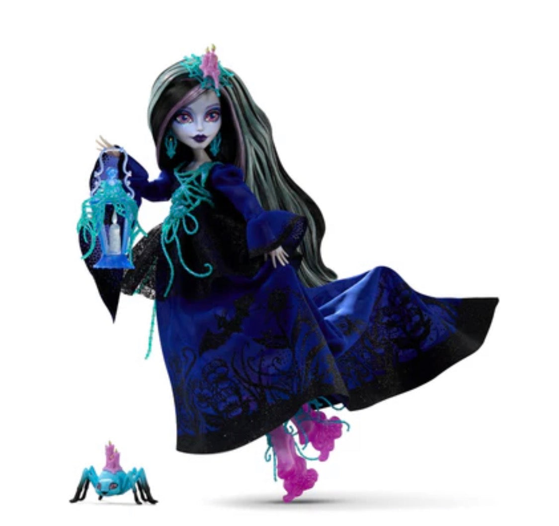 Monster High Designer Series Lenore Loomington Doll