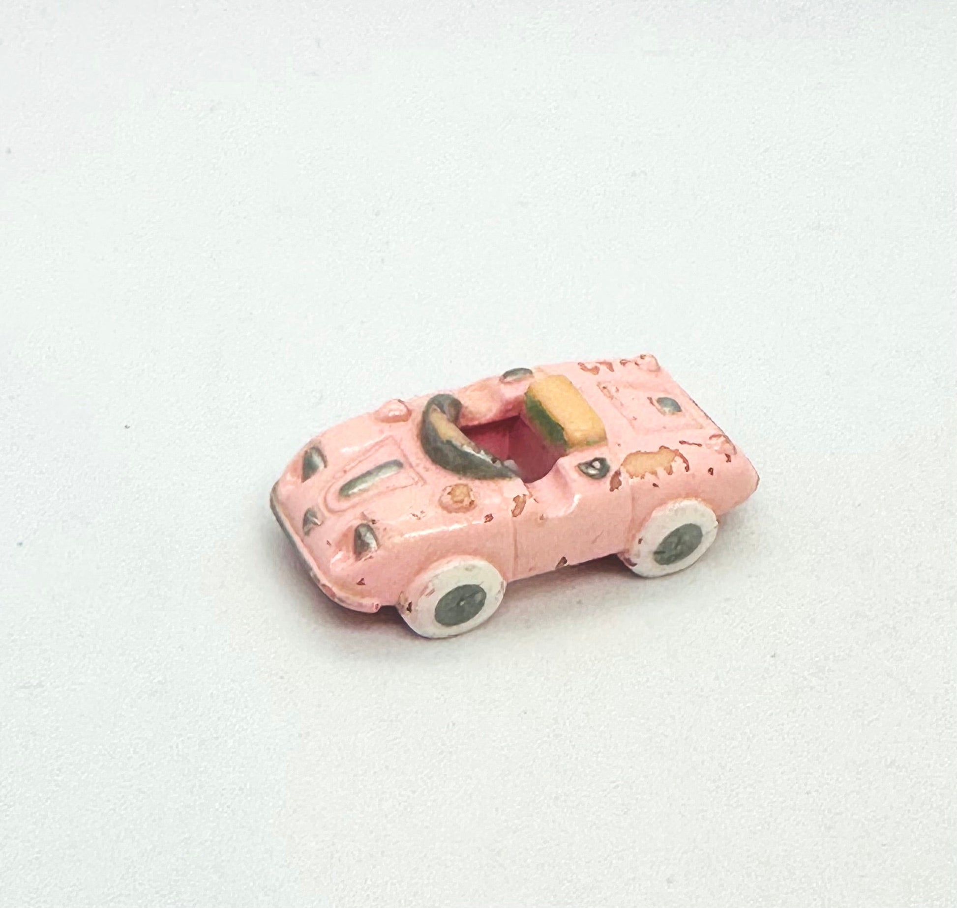 1991 Polly Pocket 50's Diner Ring Topper Car image 1
