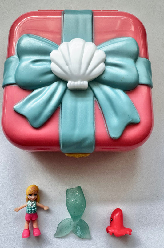 Polly Pocket Mermaid Cove Hidden Hideouts GDK77