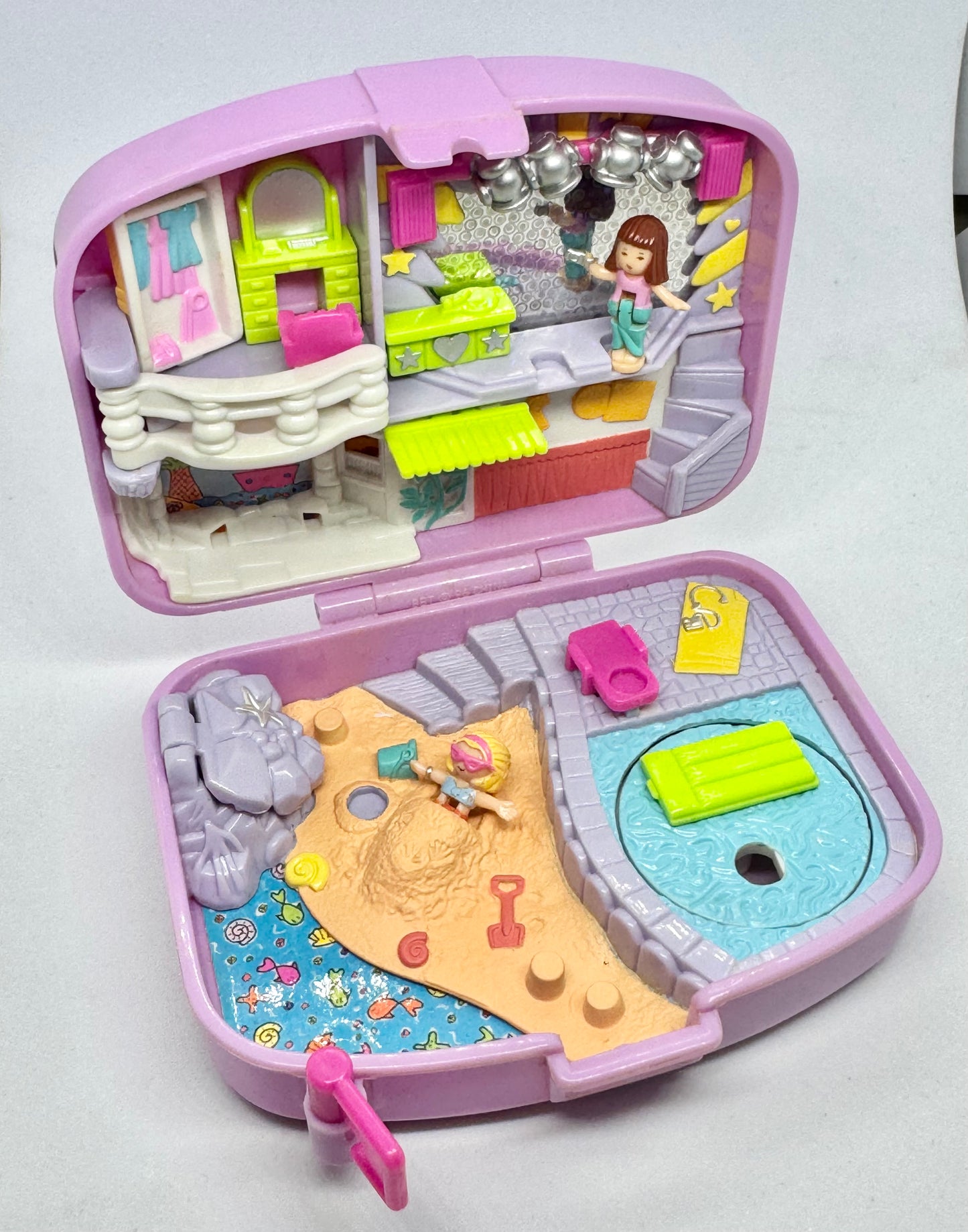 1996 Polly Pocket Holiday Fun Playset