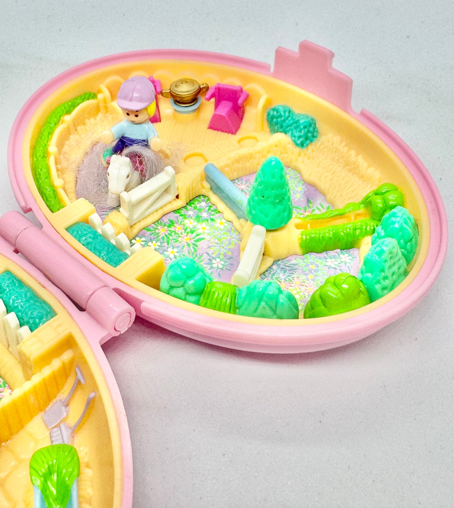 1995 Polly Pocket Shetland Pony Compact