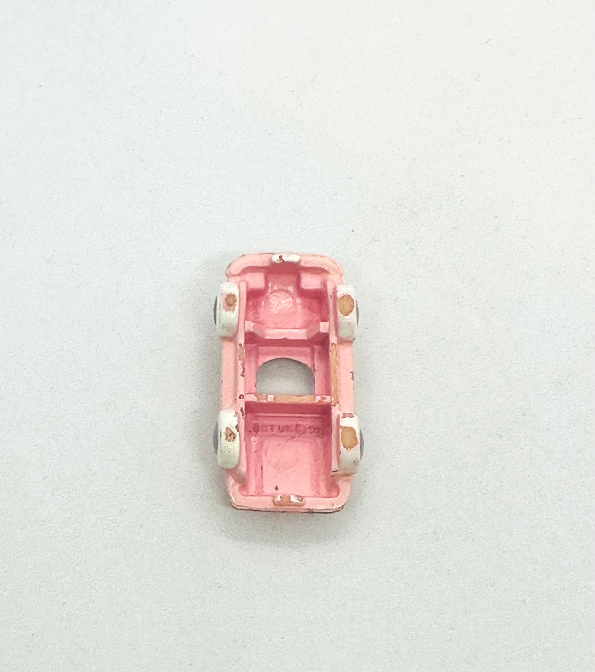 1991 Polly Pocket 50's Diner Ring Topper Car image 2